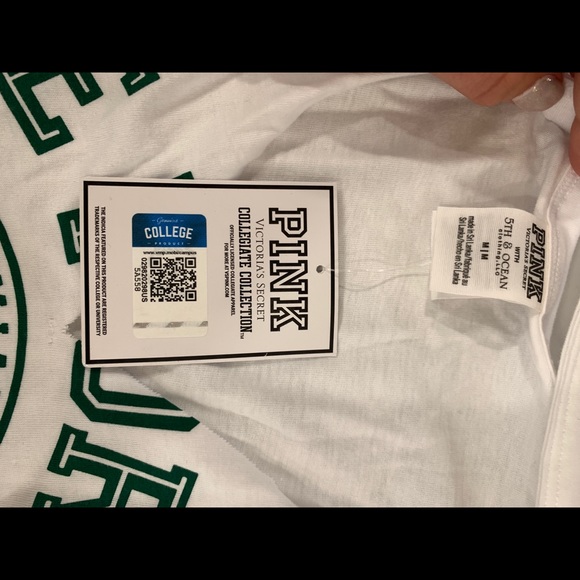 University of Miami clothing bundle. Size M/L. - Picture 3 of 6
